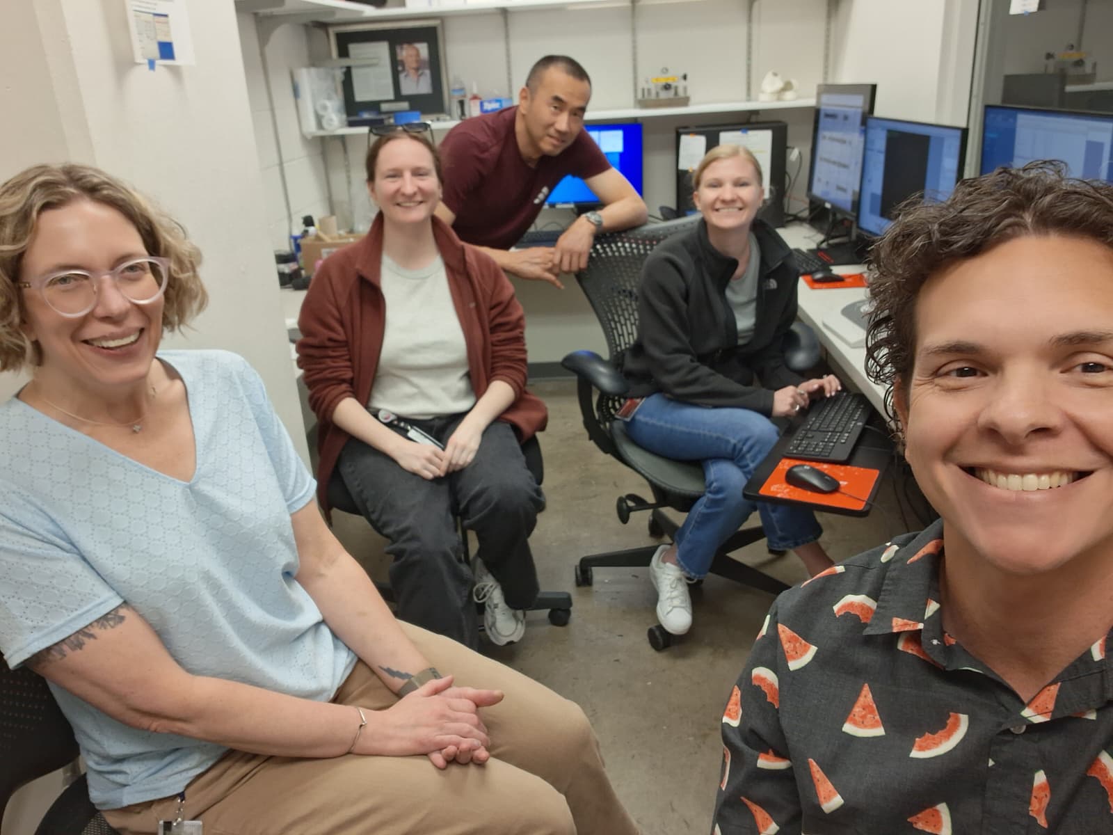 Lab's first cryoEM session image